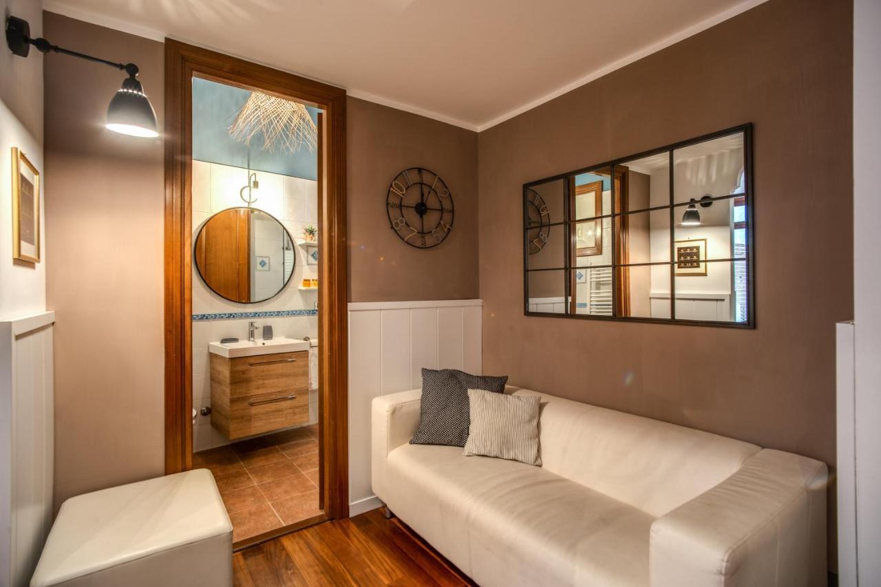 Spanish Steps Miracle Suite Рим Екстер'єр фото
