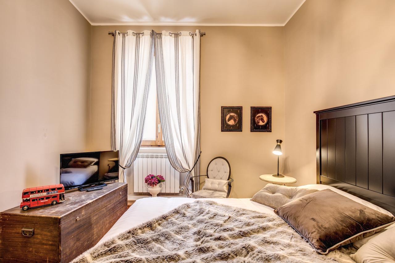Spanish Steps Miracle Suite Рим Екстер'єр фото
