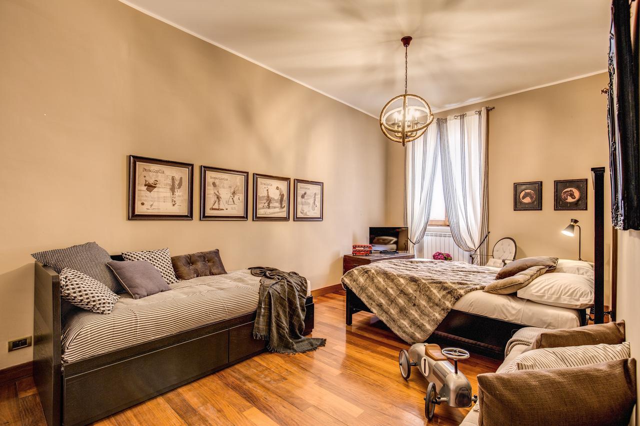 Spanish Steps Miracle Suite Рим Екстер'єр фото