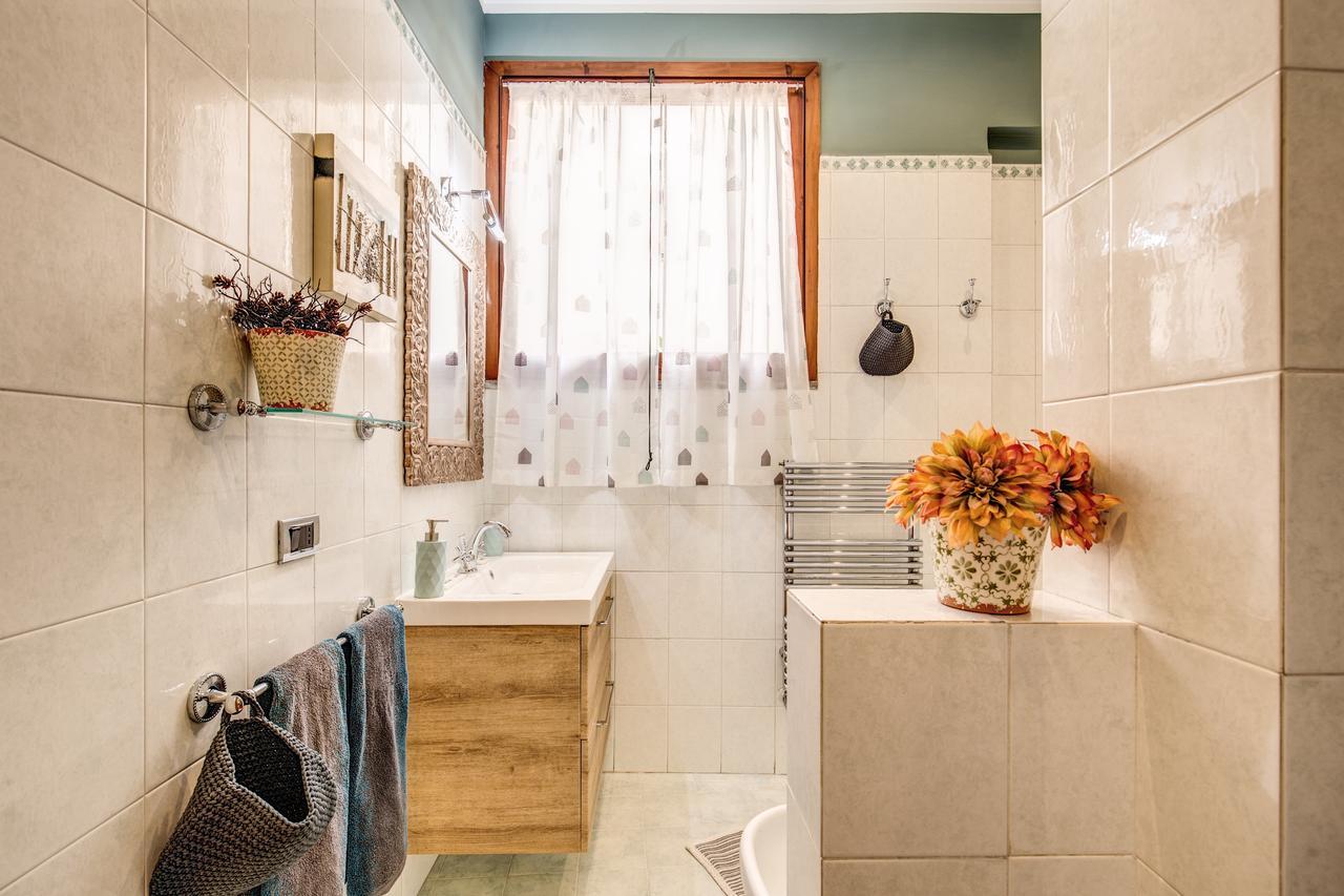 Spanish Steps Miracle Suite Рим Екстер'єр фото
